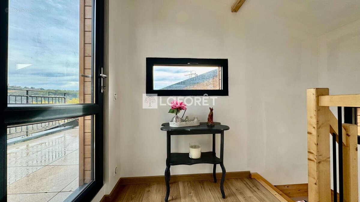 Maison à LE BOIS-D&#039;OINGT