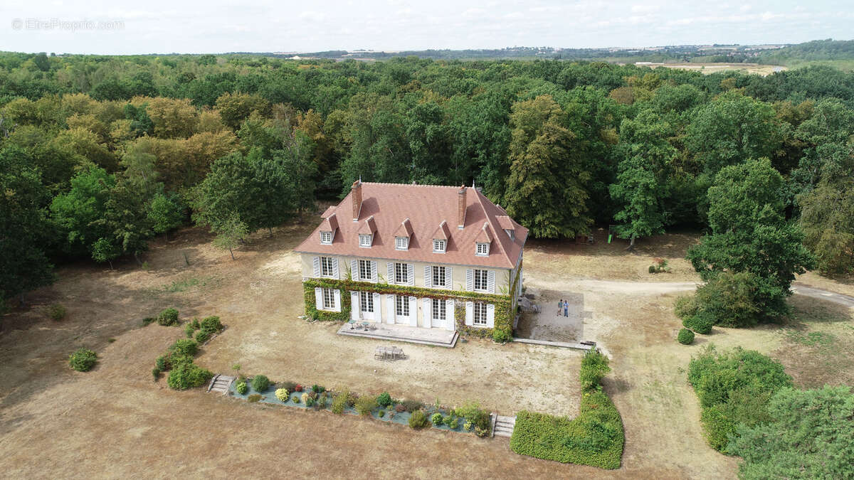 ARMENTIERES EN BRIE (77)à vendre superbe maison de maitre 18 chambres sur son parc arboré de 13500 m2 - photo 9