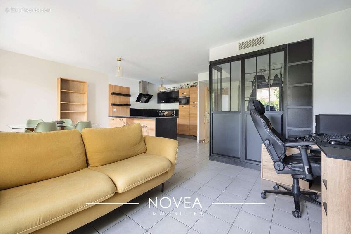 Appartement à VAULX-EN-VELIN