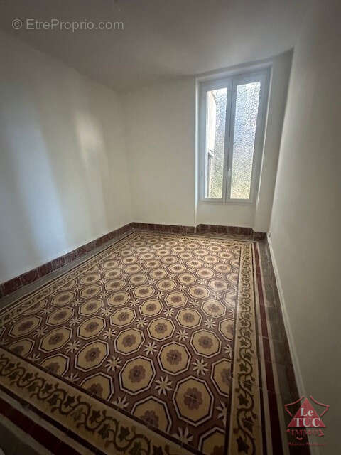 À Orange, maison de 83.03m2 avec jardin - photo 9