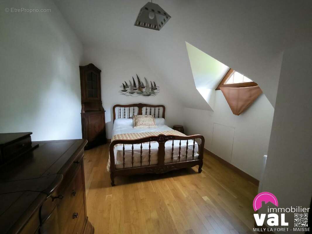 Maison à MILLY-LA-FORET