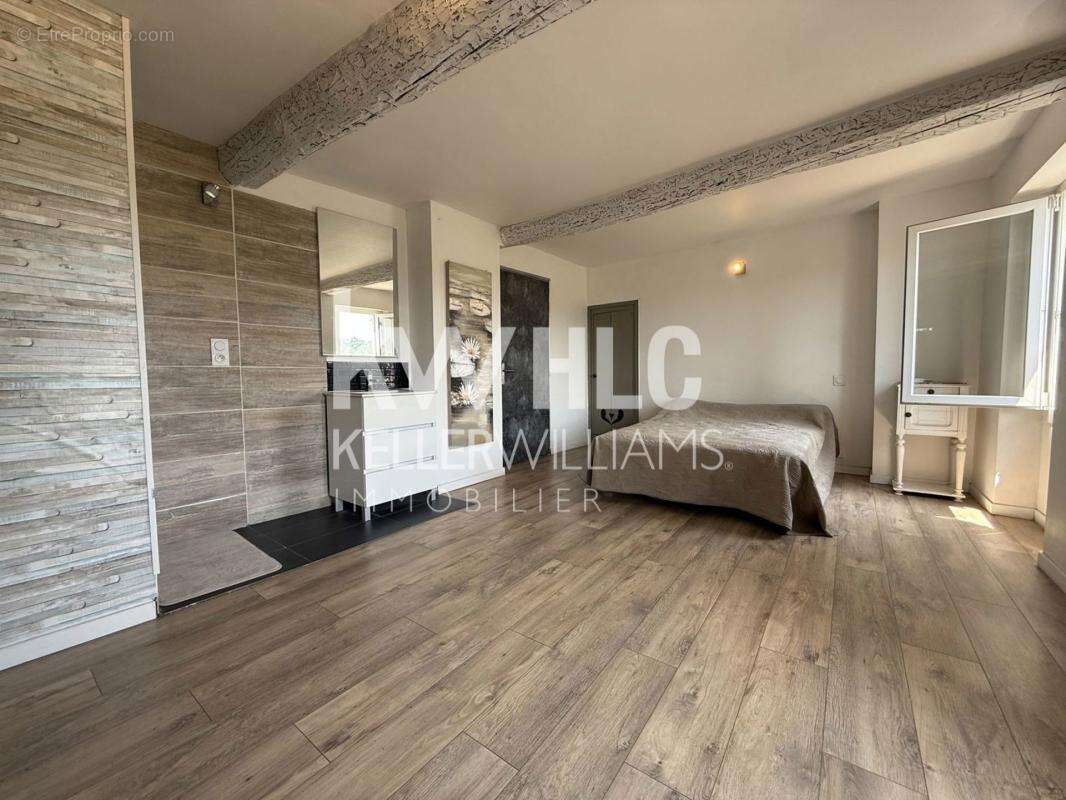 Appartement à CALLIAN