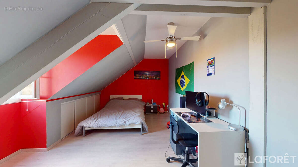 Maison à VILLENEUVE-SUR-ALLIER