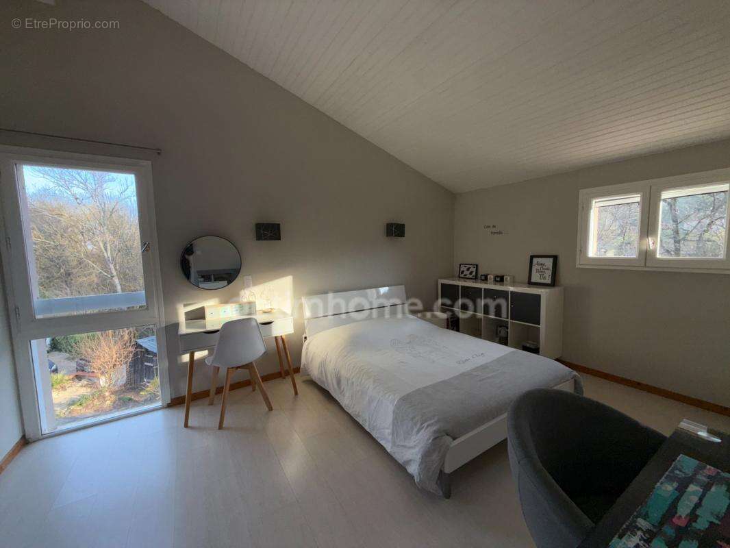 Maison familiale 145 m² – Piscine – 2 200 m² de terrain – 20 min Toulouse - photo 10