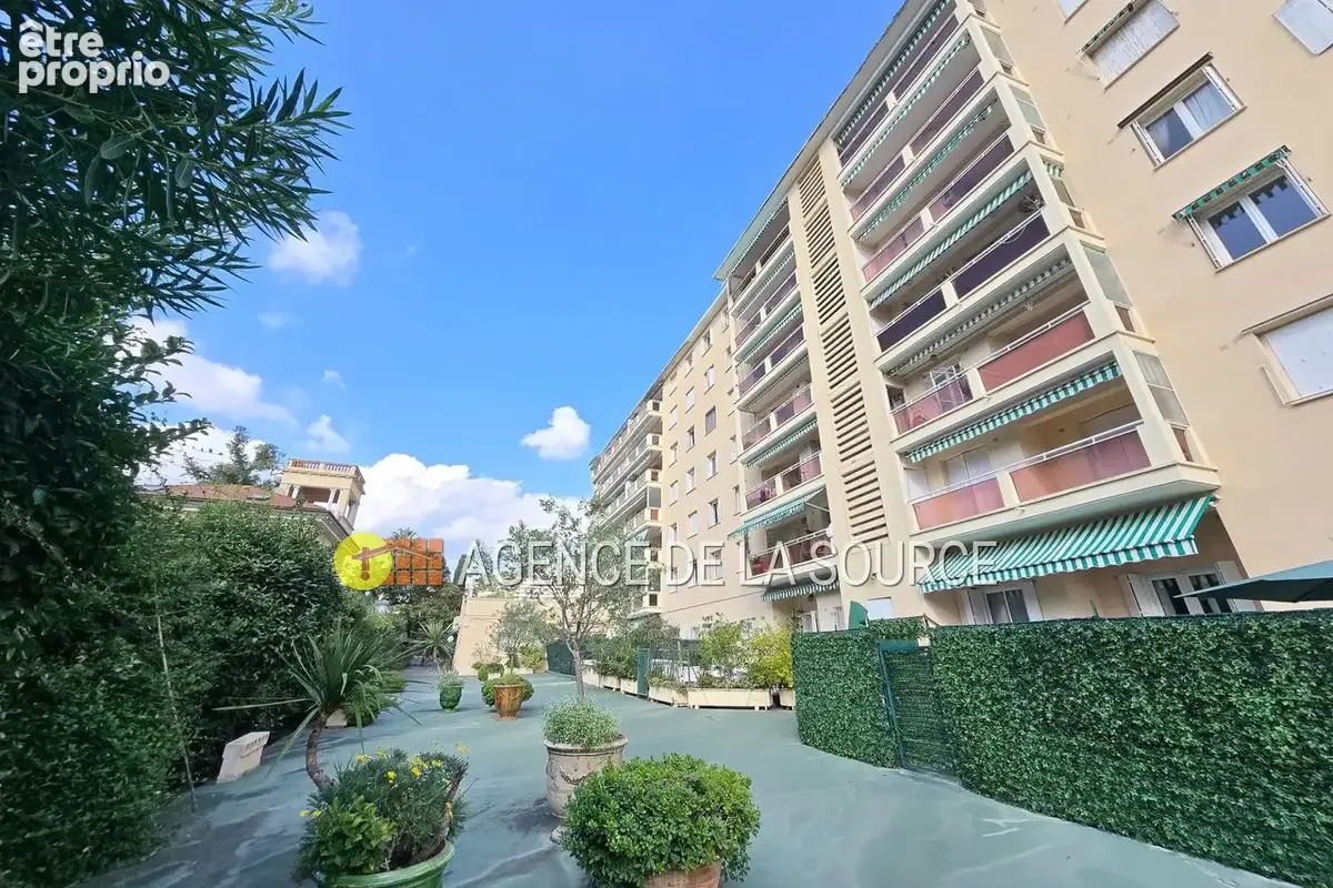Appartement 3 pièces 58 m² à vendre à Cannes (06400) - photo 1