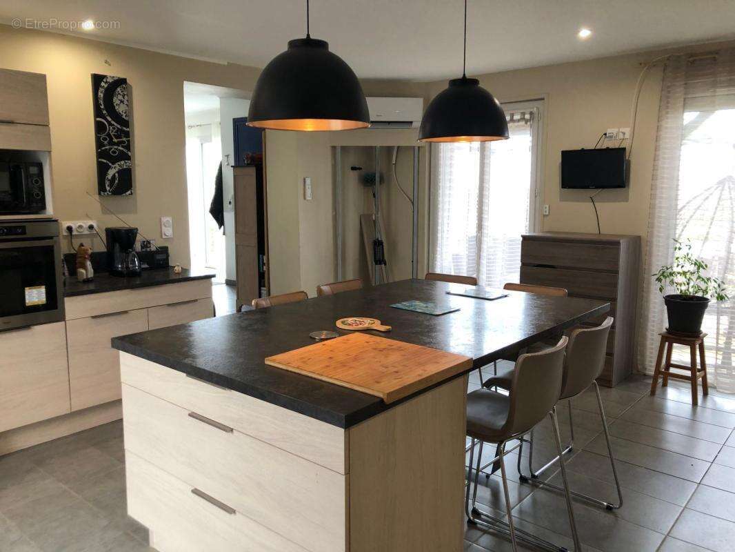 Maison avec étage à finaliser (matériaux fournis) - photo 2