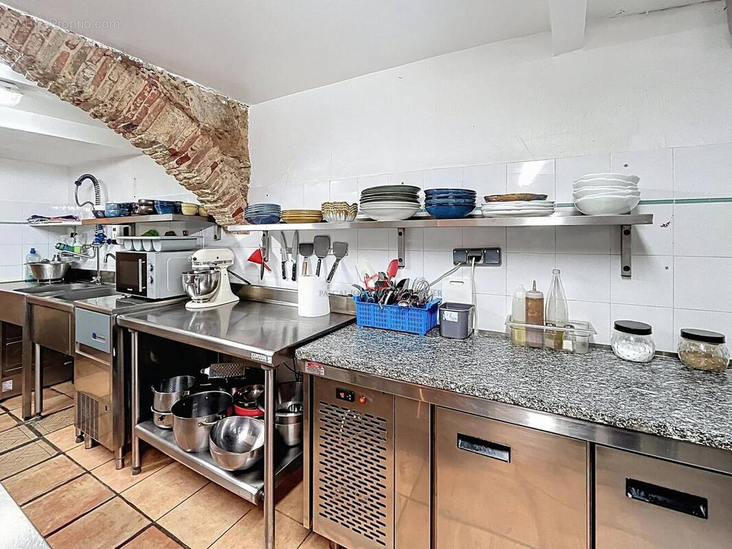 Photo 1 - Commerce à AJACCIO