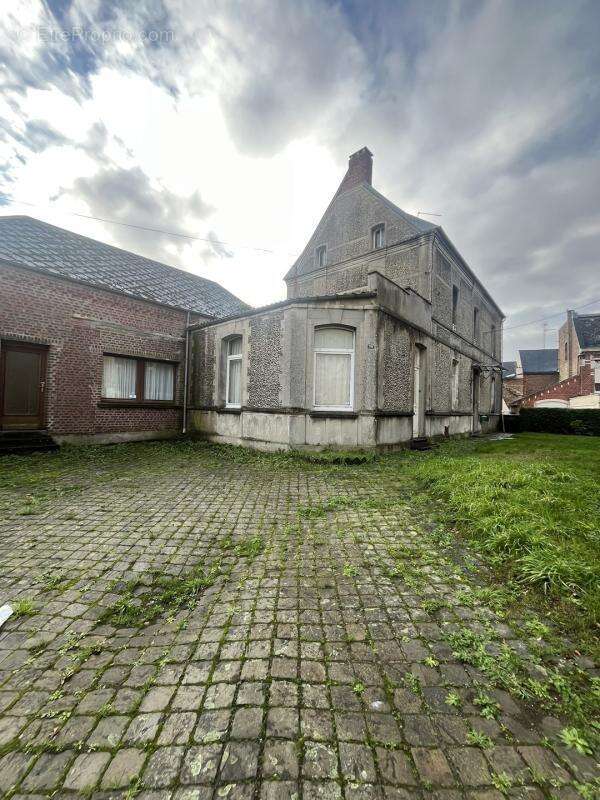 ANCIEN PRESBYTÈRE – Idéal Artisan/Profession Libérale - photo 14