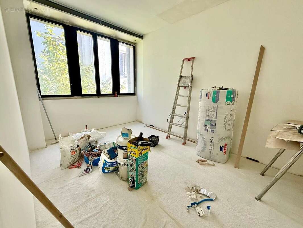 Appartement à PARIS-12E