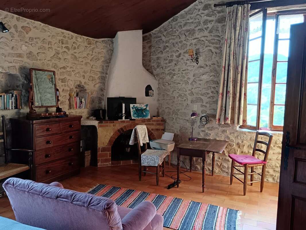 Maison à COURSEGOULES