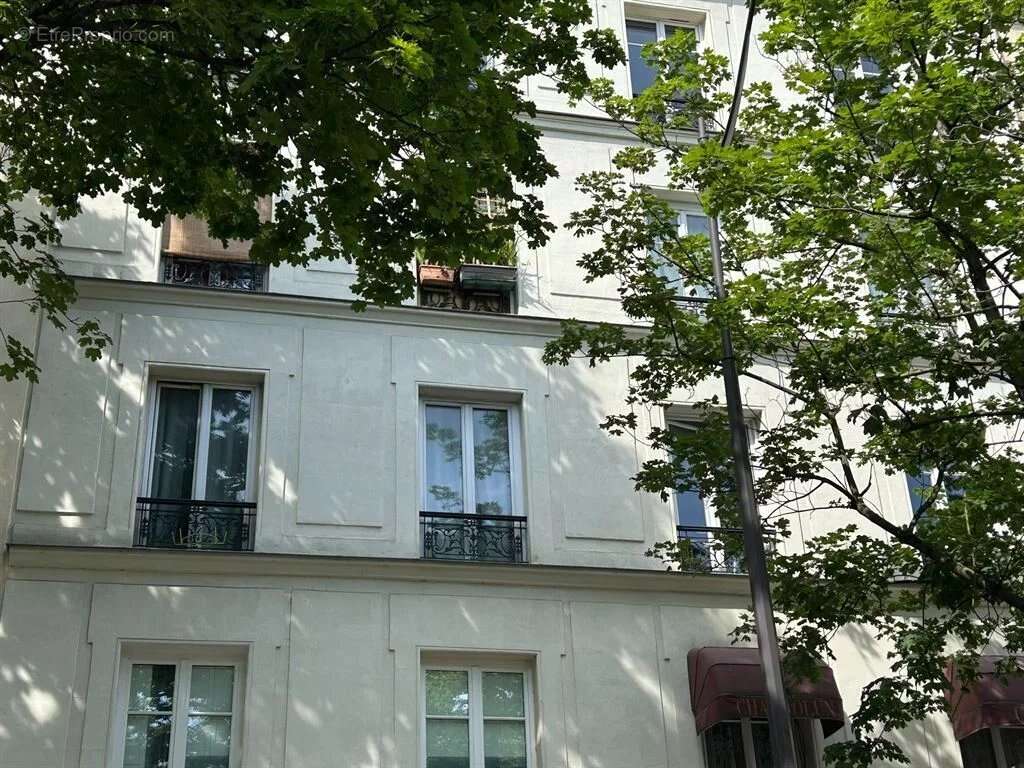 Appartement à PARIS-19E