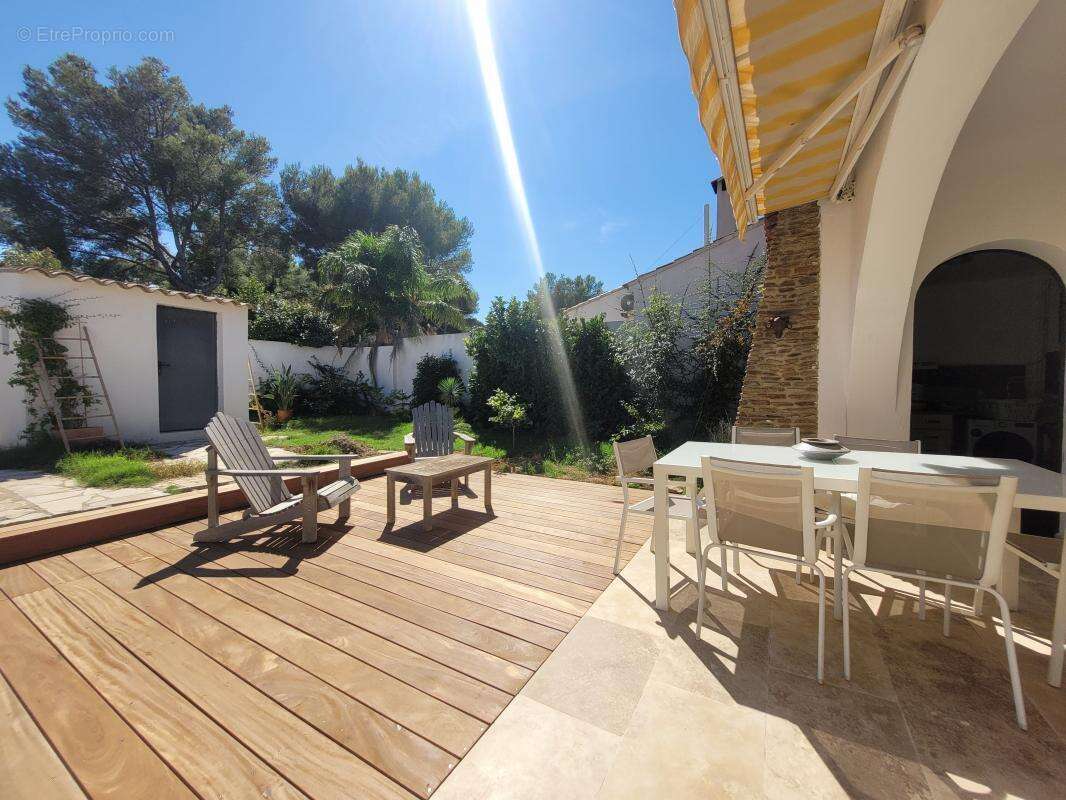 Maison à SIX-FOURS-LES-PLAGES