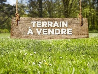Terrain à LEDENON
