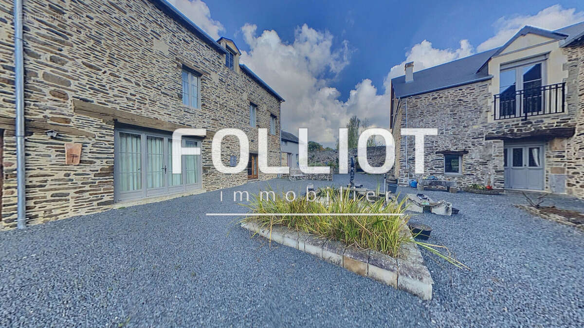 Maison à THURY-HARCOURT