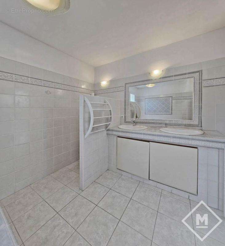 Maison à MARSEILLE-12E