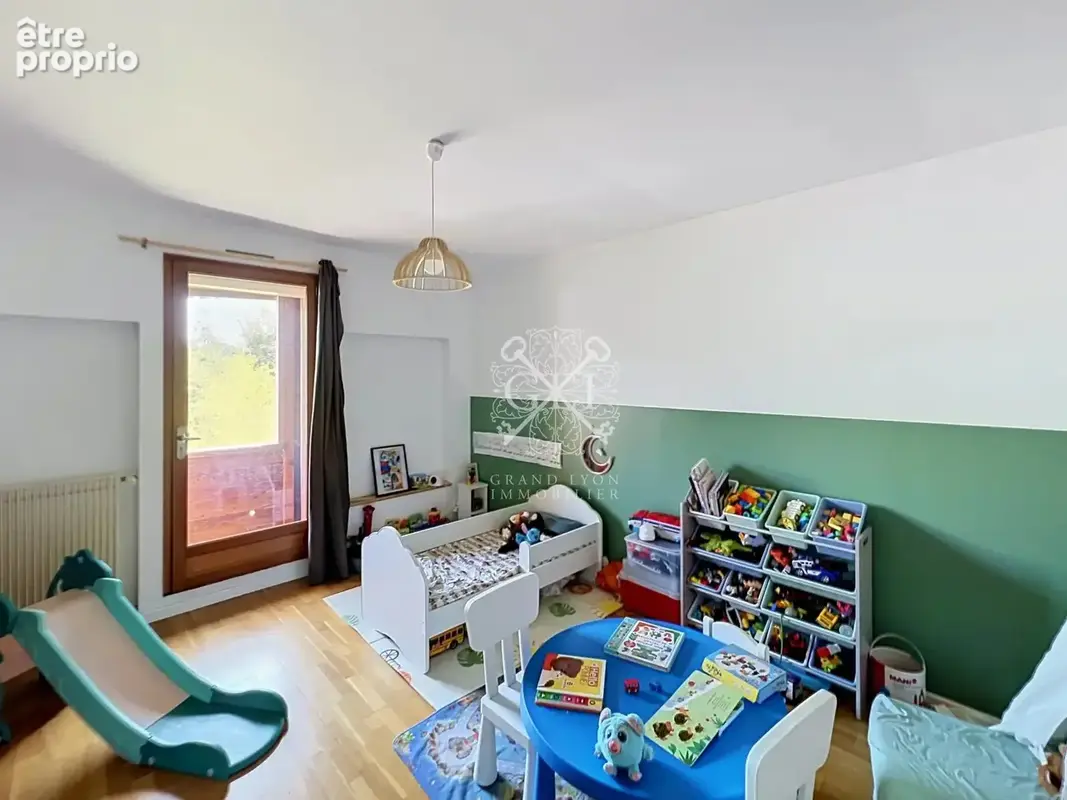 Maison 6 pièces 157 m² à vendre à Villeurbanne (69100) - photo 8