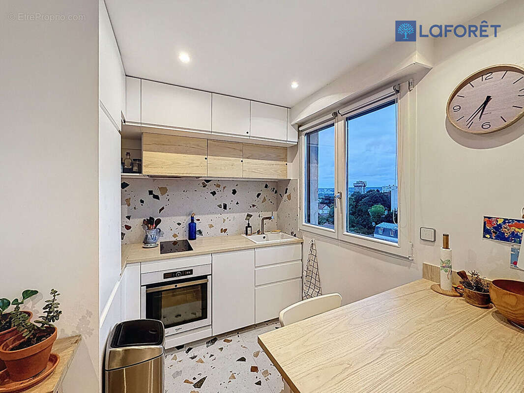 Appartement à SURESNES