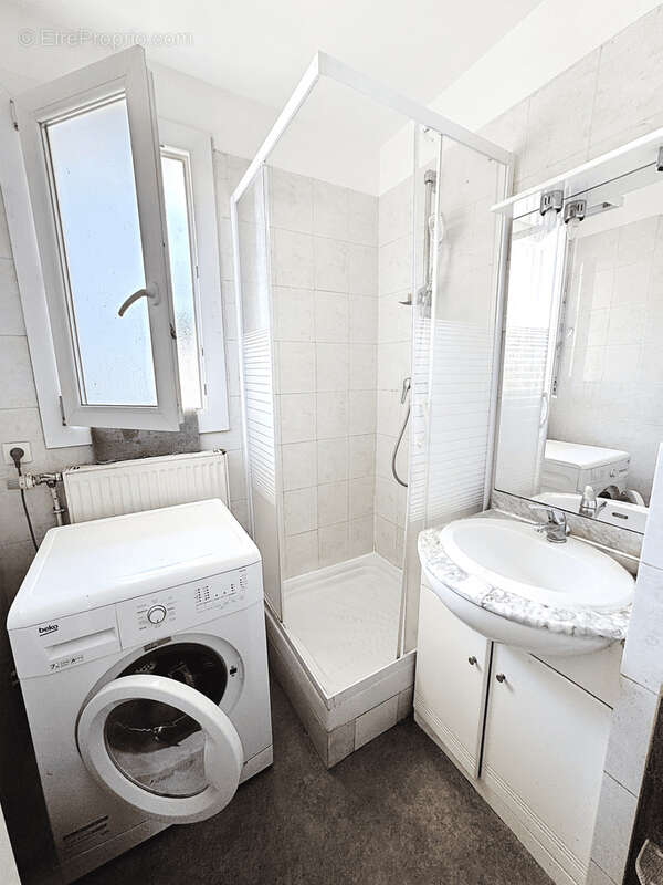 Appartement à SAINT-MARTIN-D'HERES