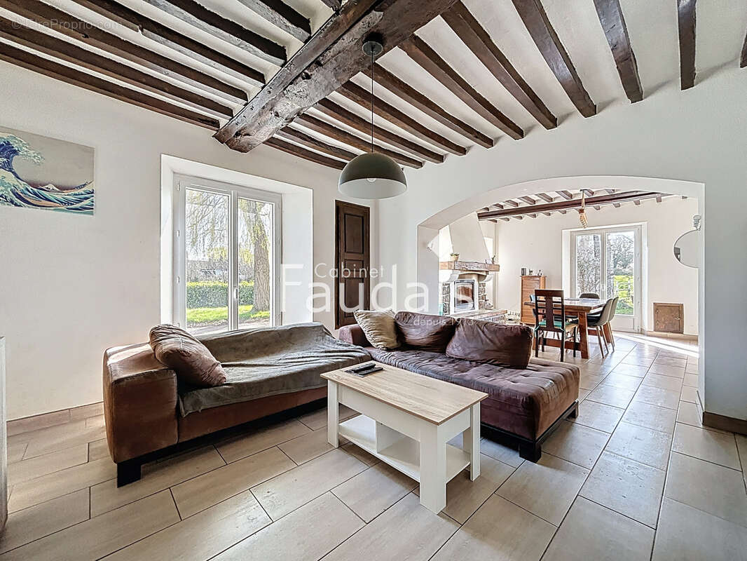 Maison à SAINT-CLAIR-SUR-L'ELLE