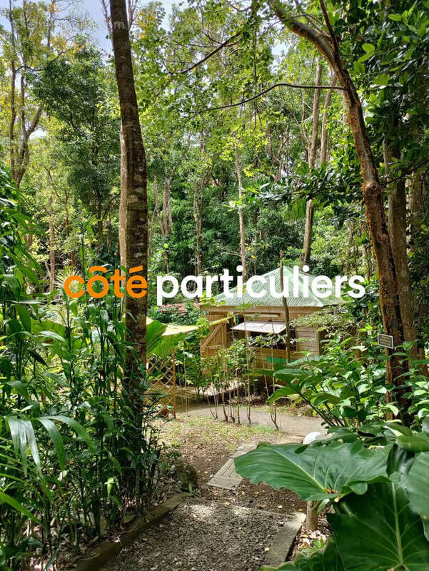 Terrain à POINTE-NOIRE