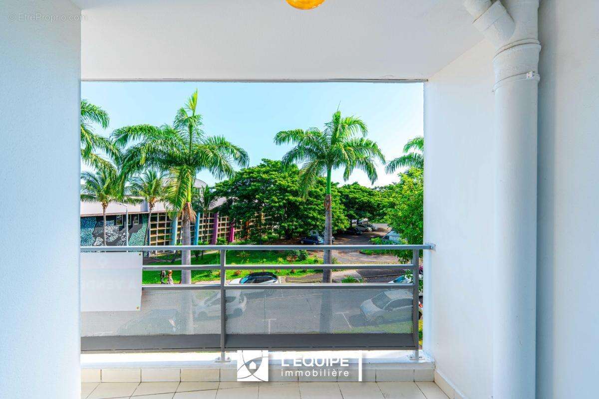 Appartement à SAINT-DENIS