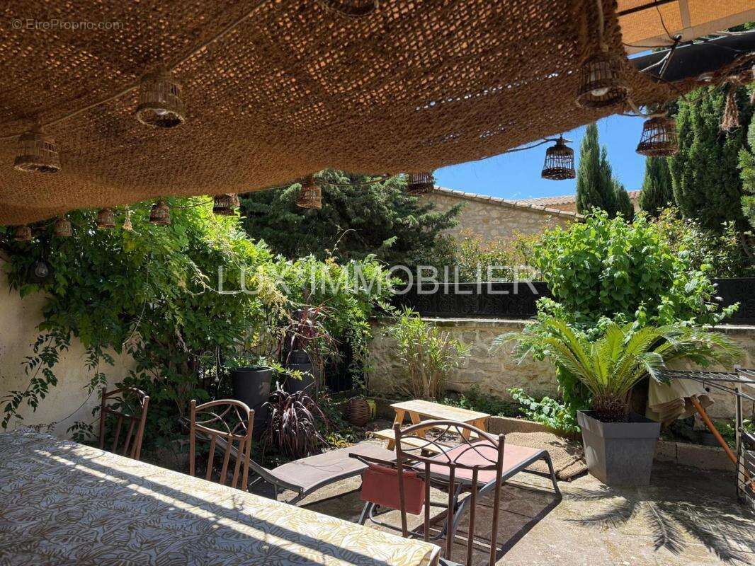 Maussane-les-alpilles - maison de rapport · 2 lots loués - photo 26