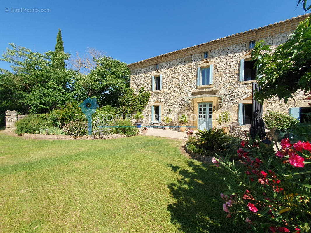 Maison à SAINT-QUENTIN-LA-POTERIE