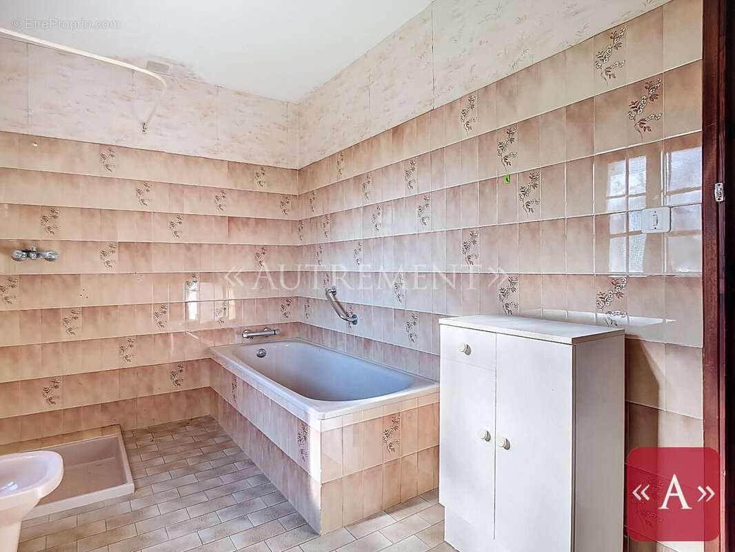 Maison à SAINT-SULPICE