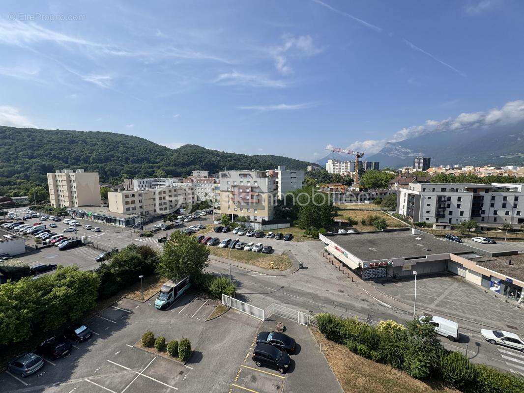  Échirolles Gabriel Didier – T3 70 m² rénové, parking privatif - photo 2