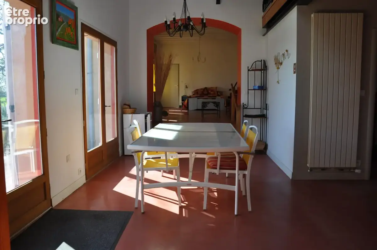 Belle villa atypique de 165 m2, avec une parcelle de terrain de 12327 m2 - photo 3