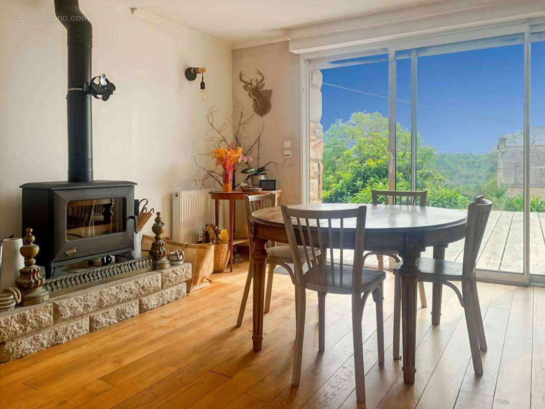 Maison à MONTERBLANC