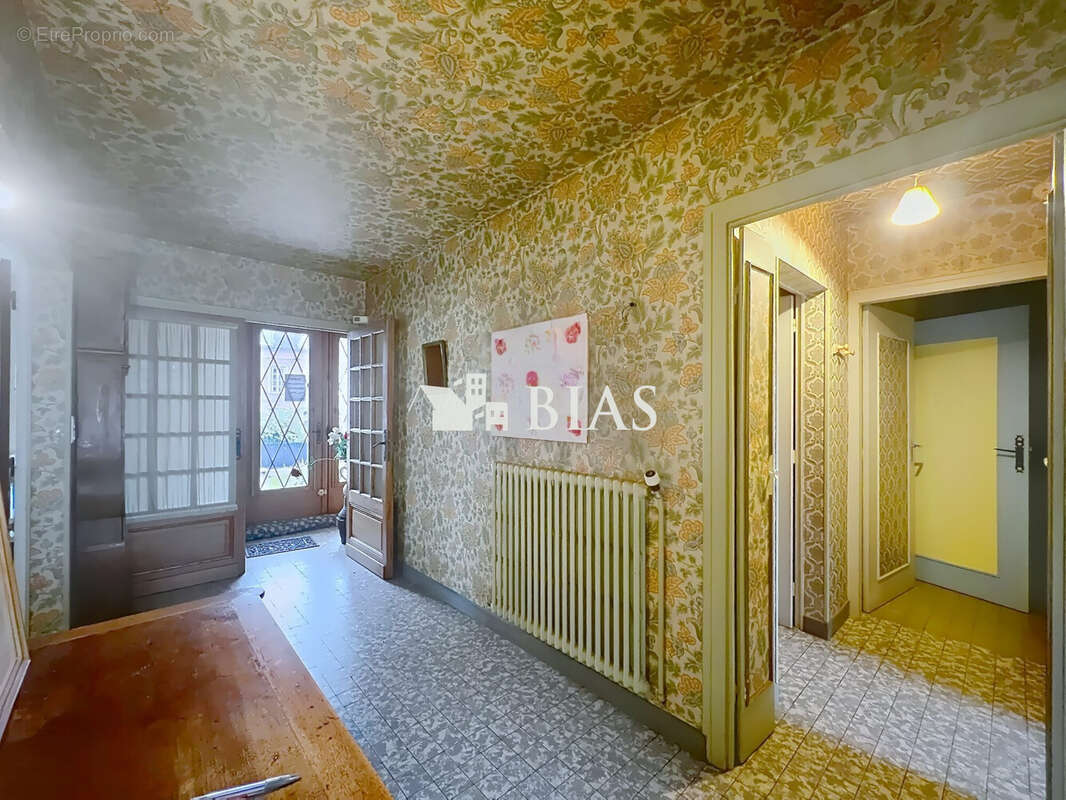 Maison 252 m² à Bernay  - photo 5