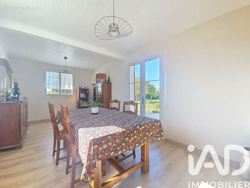 Photo 4 - Maison à FROSSAY