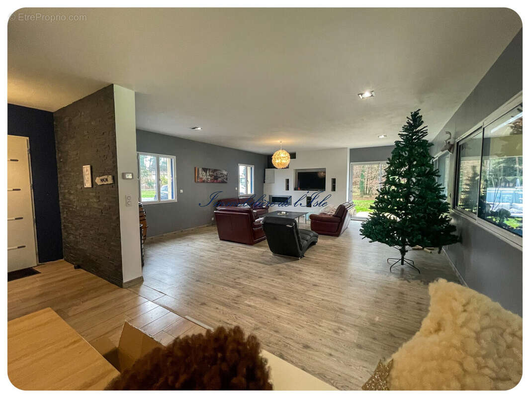 Maison à CHANCELADE