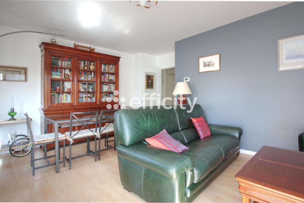 Appartement à CHELLES