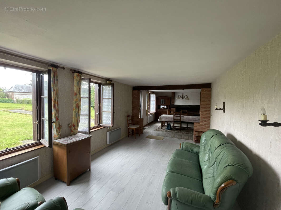 Maison à SASSETOT-LE-MAUCONDUIT