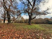 Terrain à UCHACQ-ET-PARENTIS
