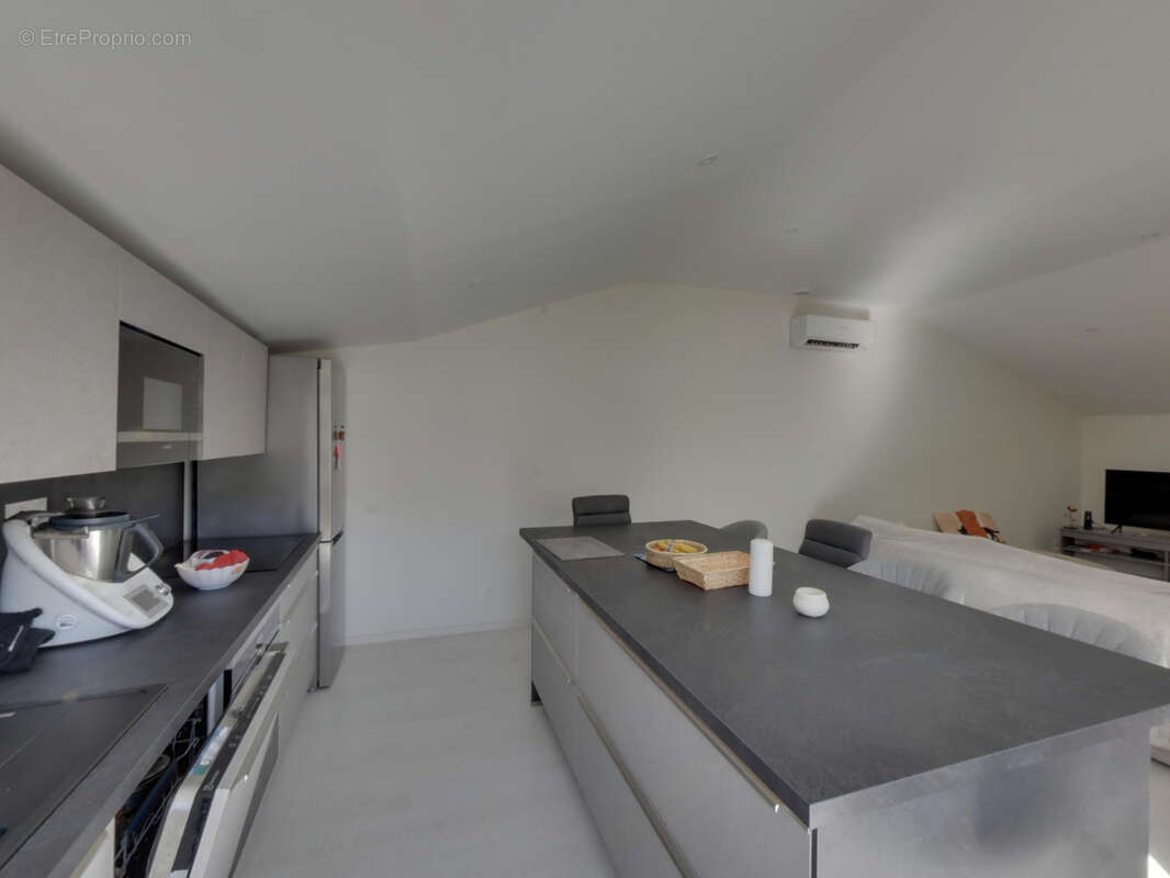 Maison à ALBON-D'ARDECHE