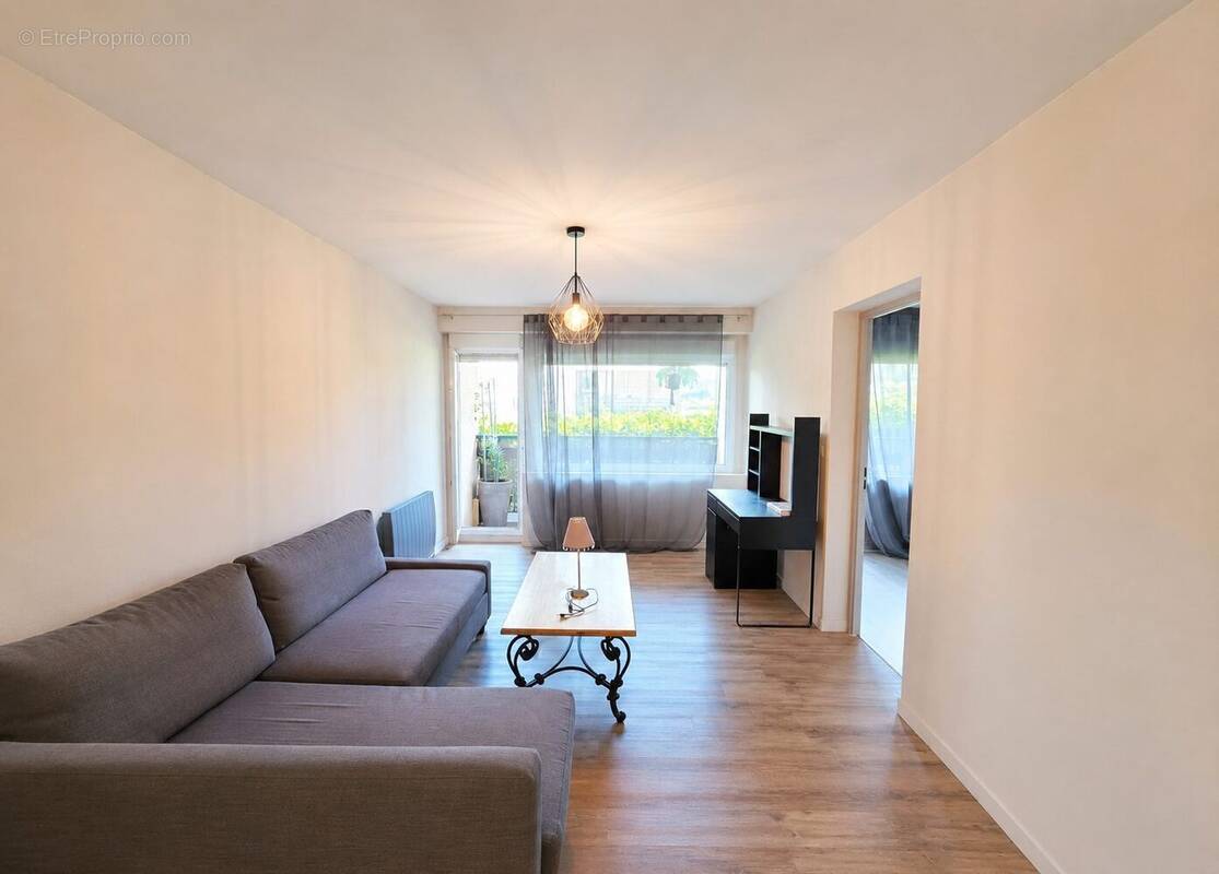 Appartement à RAMONVILLE-SAINT-AGNE
