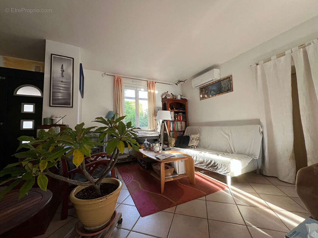 Maison à LA LONDE-LES-MAURES