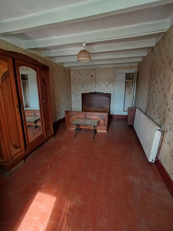 Maison à CUSSY-EN-MORVAN