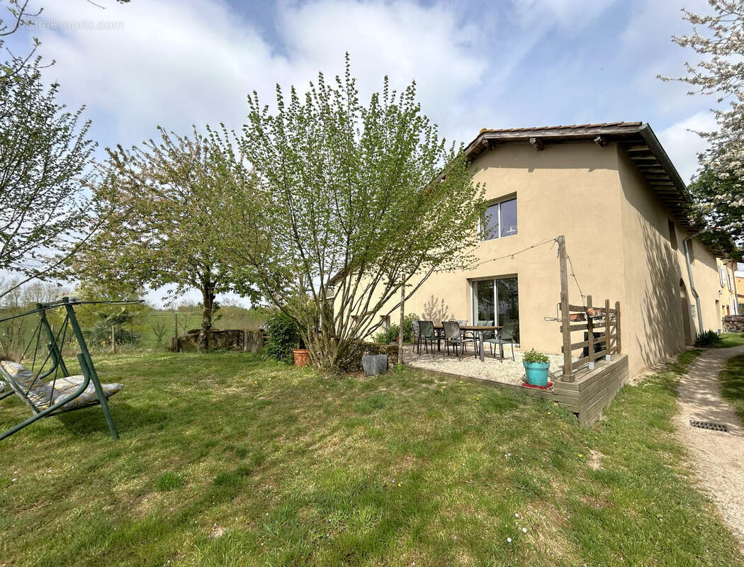 Maison à VILLARS-LES-DOMBES