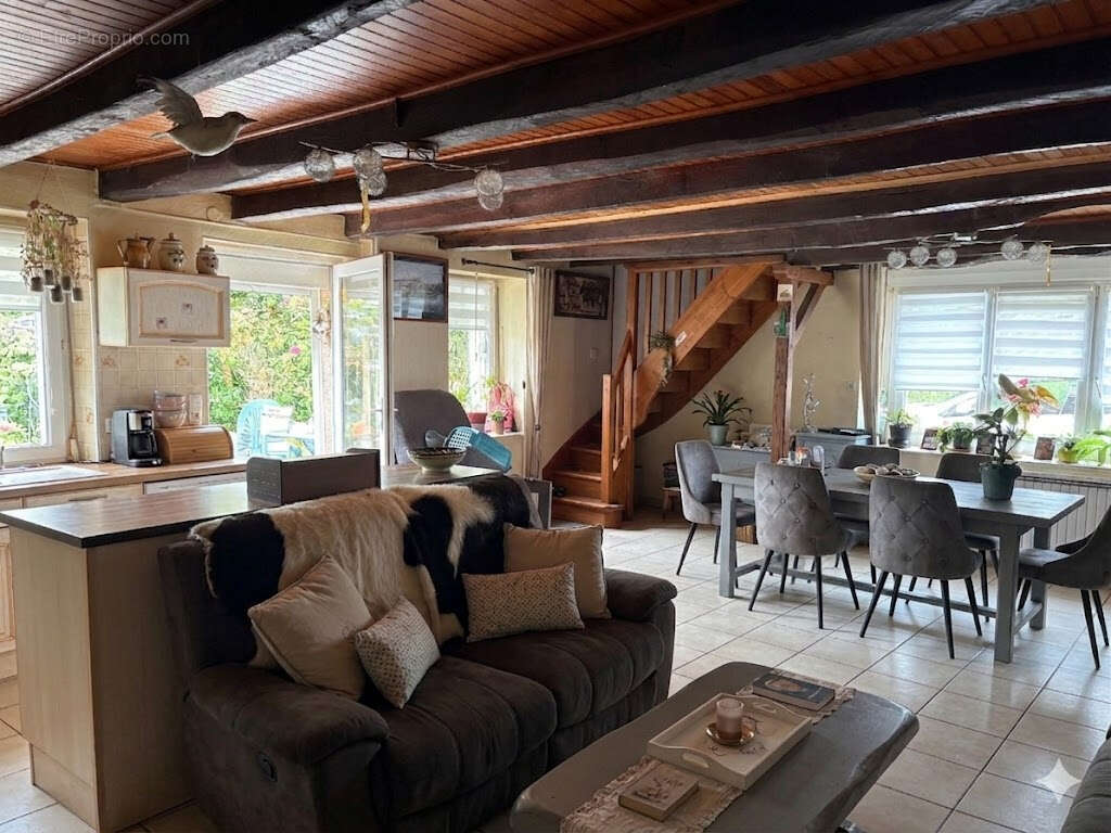 Maison à BULEON