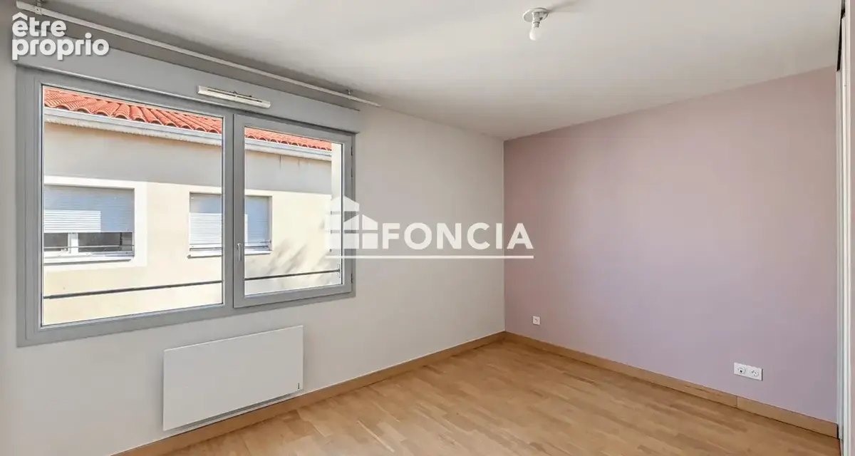 Sainte-Foy-lès-Lyon – Superbe T3 avec terrasse de 20 m² - photo 5