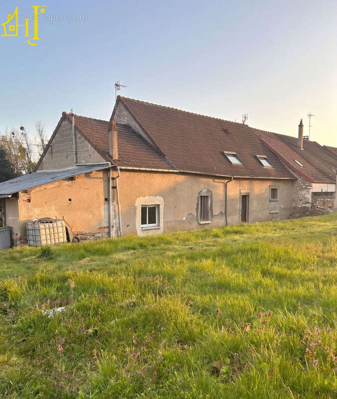 Maison à LA CELLE-SUR-LOIRE