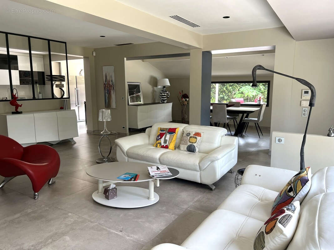 Maison à LES ANGLES