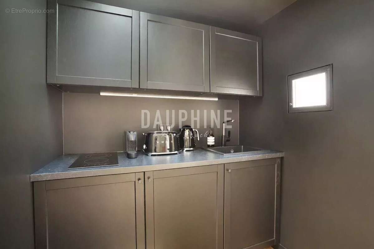 Appartement à PARIS-6E