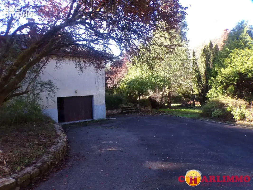 Maison 5 pièces 120 m² à vendre à Rochechouart (87600) - photo 8
