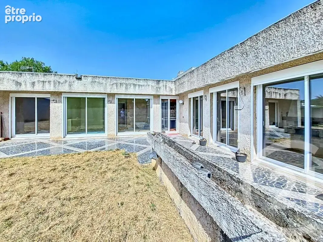 Maison 100 m² à Meyzieu  - photo 9