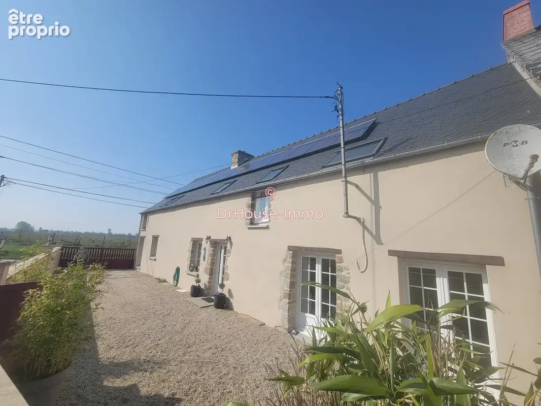 Maison à HIREL